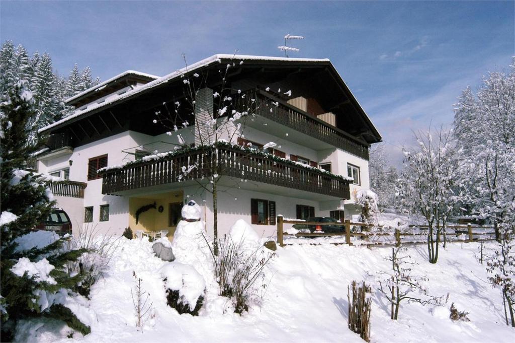 Pension Harrasser Falzes Exterior photo